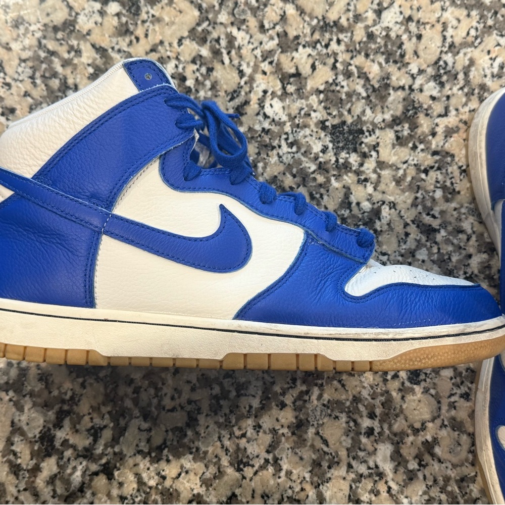 Men’s Nike Dunks White/cream and Blue High-Top